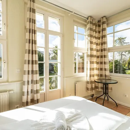 In Heringsdorfer Salon * Heringsdorf (Usedom)